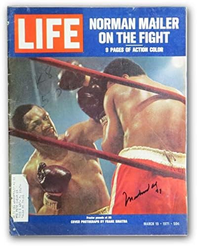 Мохамед Али с автограф в списание LIFE Magazine 3/19/71 срещу Фрейзър Оа Оа 7806540 - Боксови списания с автограф